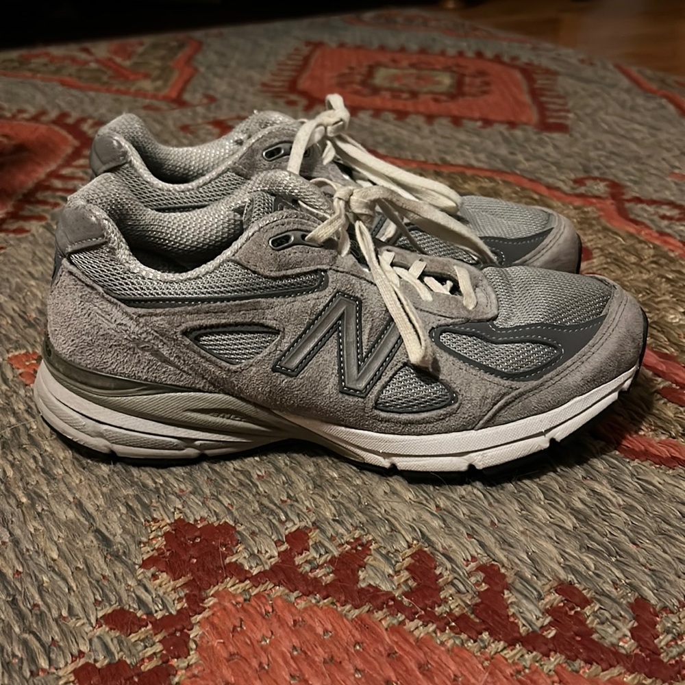 New Balance 990v5